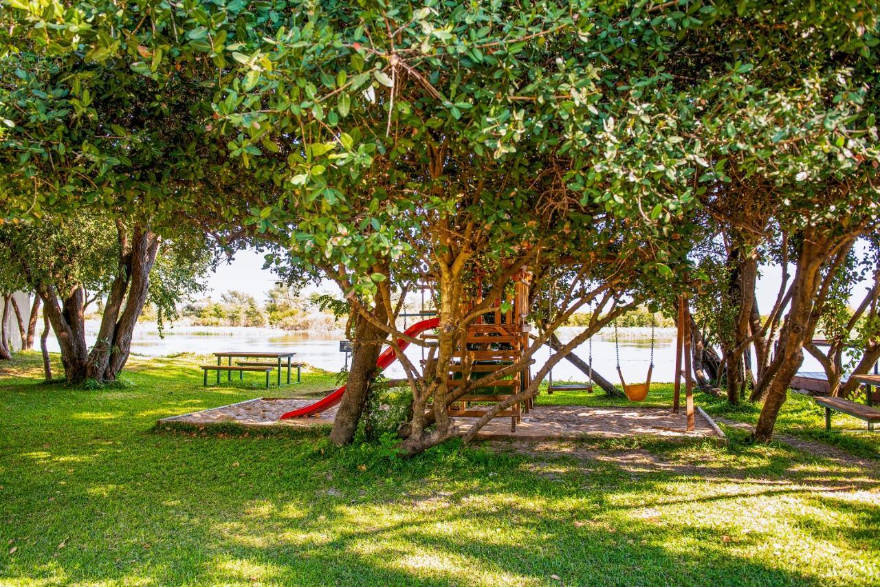 Zambezi Mubala Campsite Katima Mulilo Exterior foto